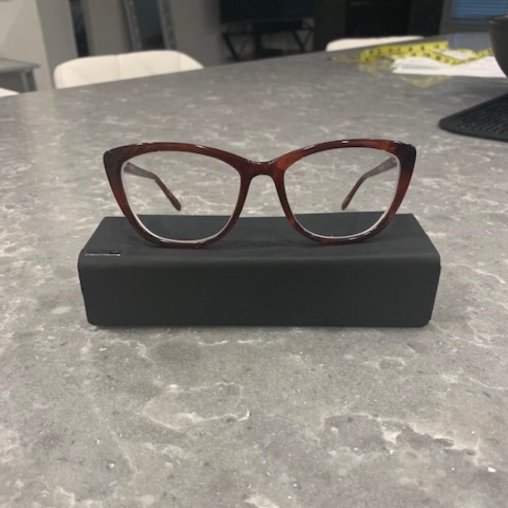 Vera Wang Cat Eyeglasses